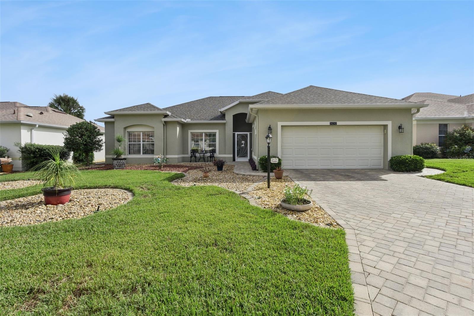 Photo of 24242 E BELLE MEDE DRIVE LEESBURG FL 34748