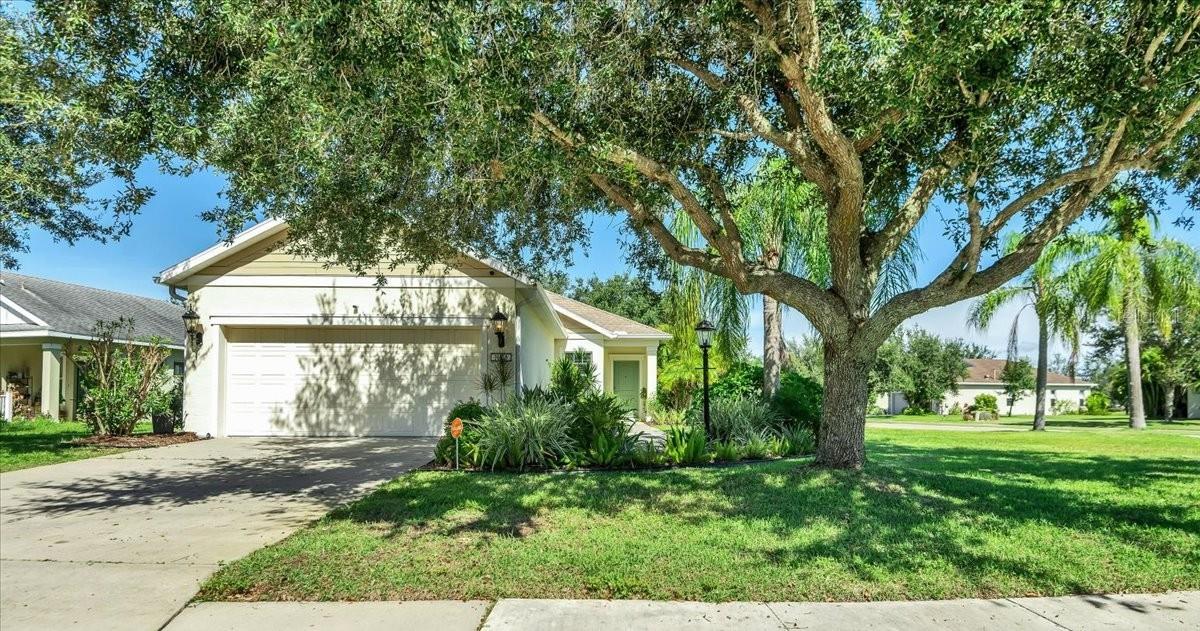 Photo of 11523 PIEDMONT PARK CROSSING BRADENTON FL 34211