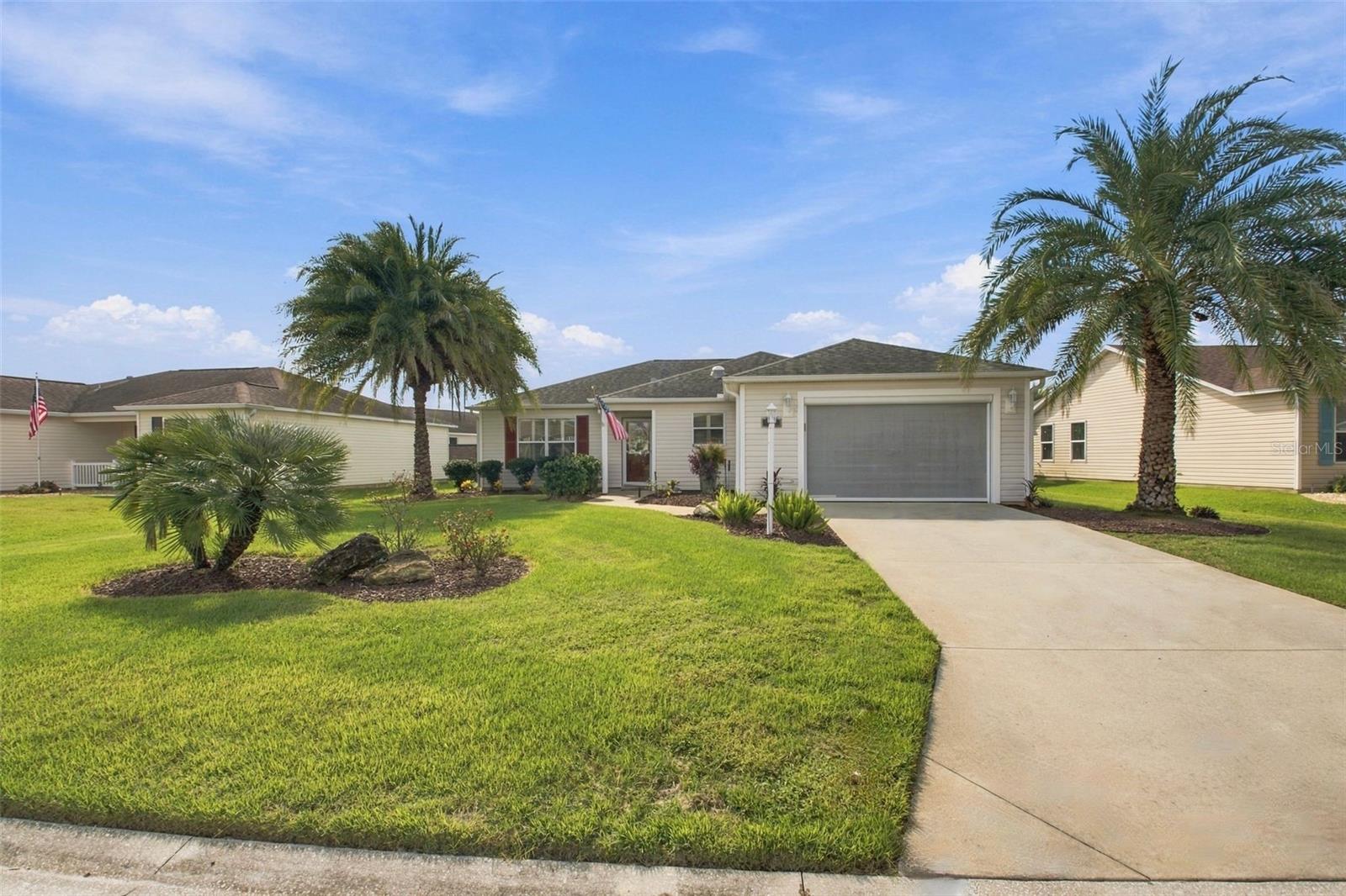 Photo of 890 ABACO PATH THE VILLAGES FL 32163