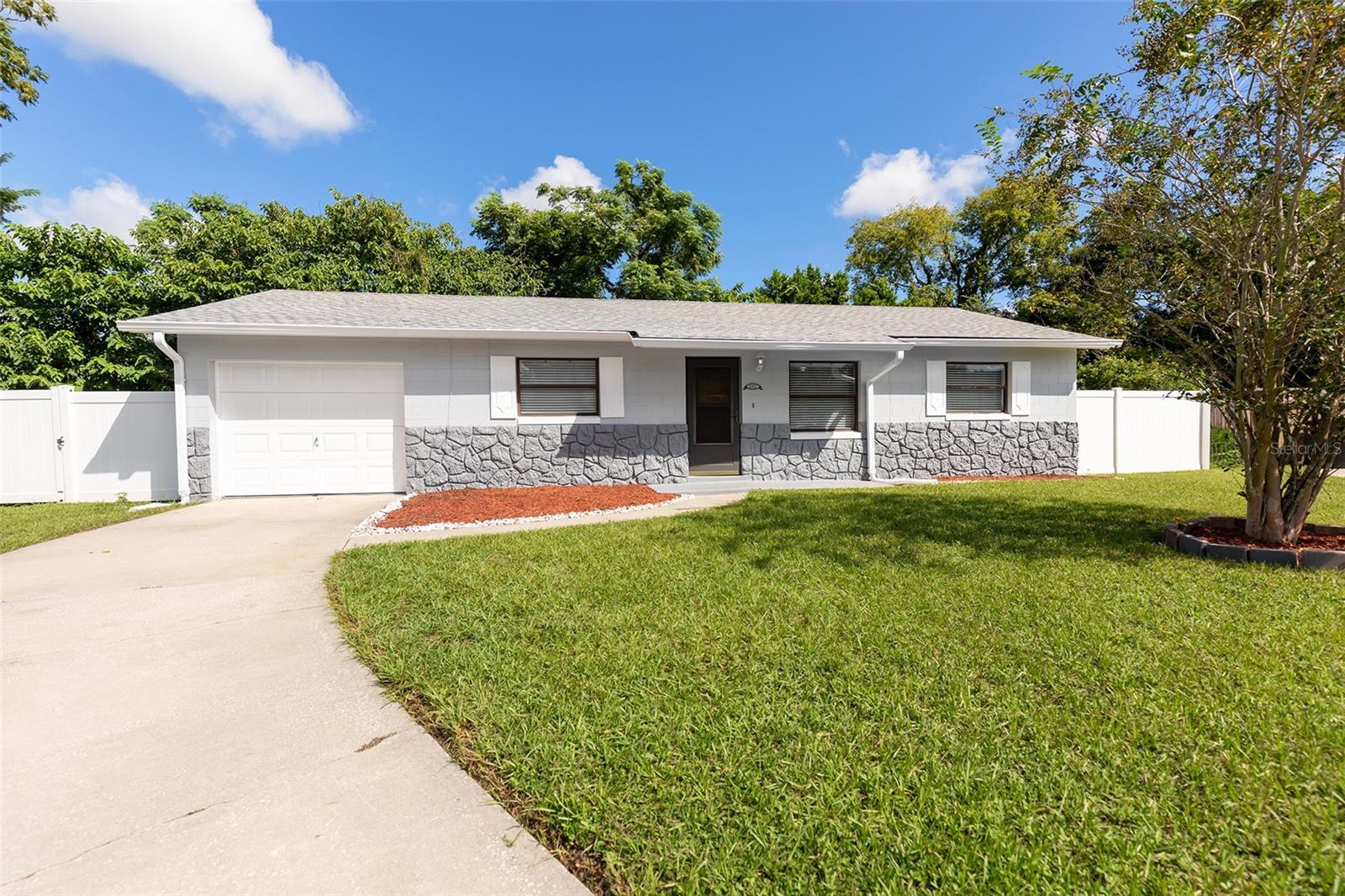 Photo of 500 BIRCH COURT ALTAMONTE SPRINGS FL 32714