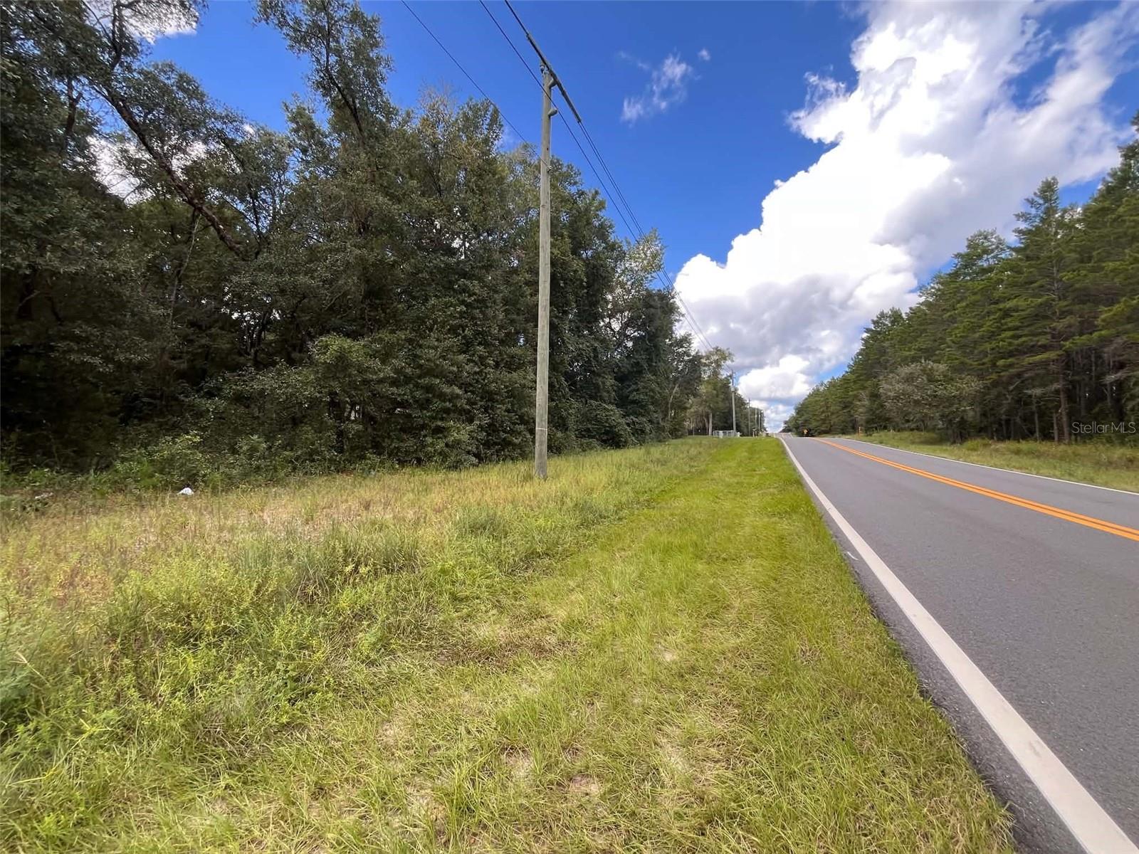 Photo of 839 COUNTY ROAD 308B POMONA PARK FL 32181