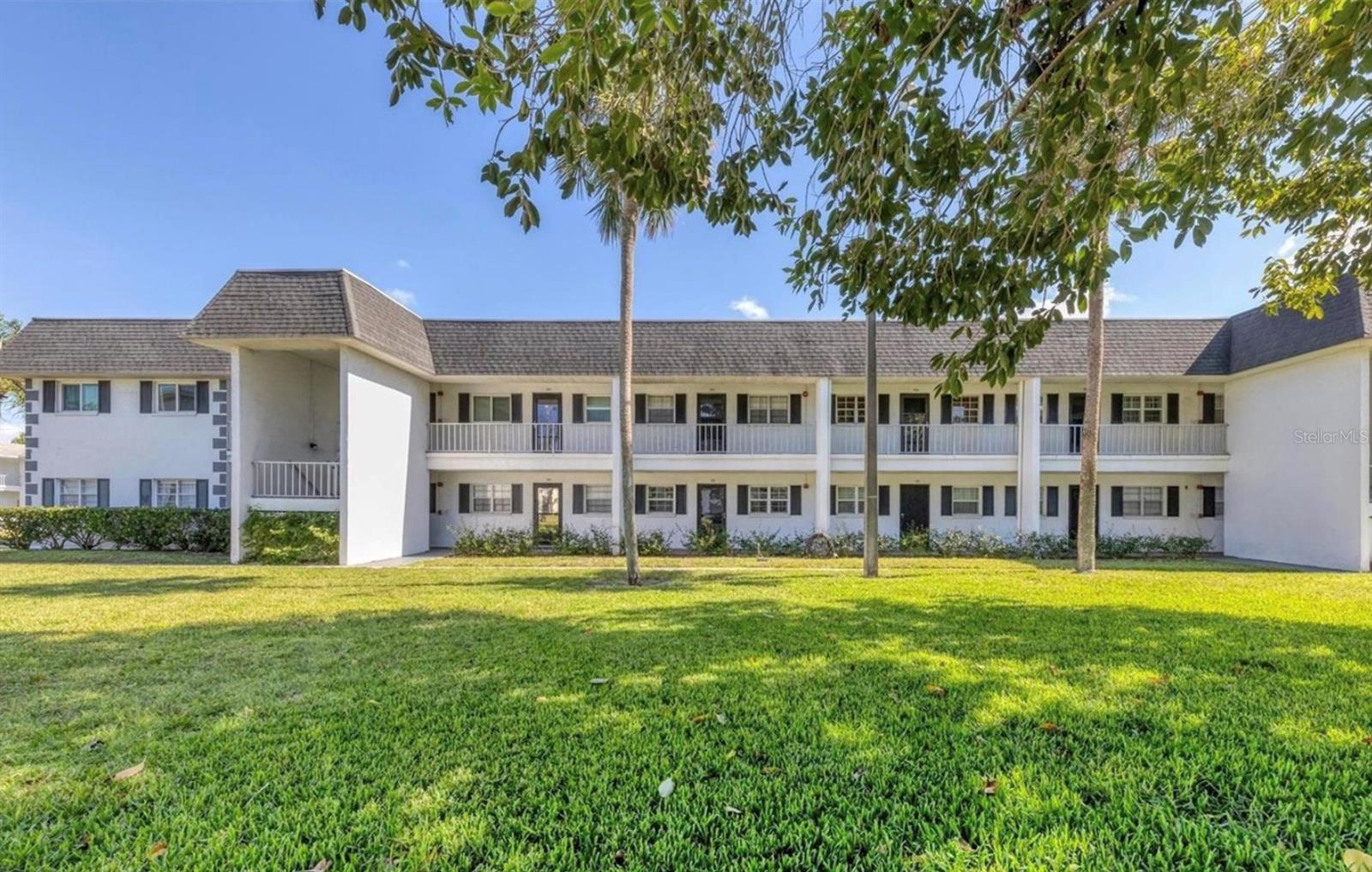 Photo of 105 47TH AVENUE DRIVE #377 BRADENTON FL 34207