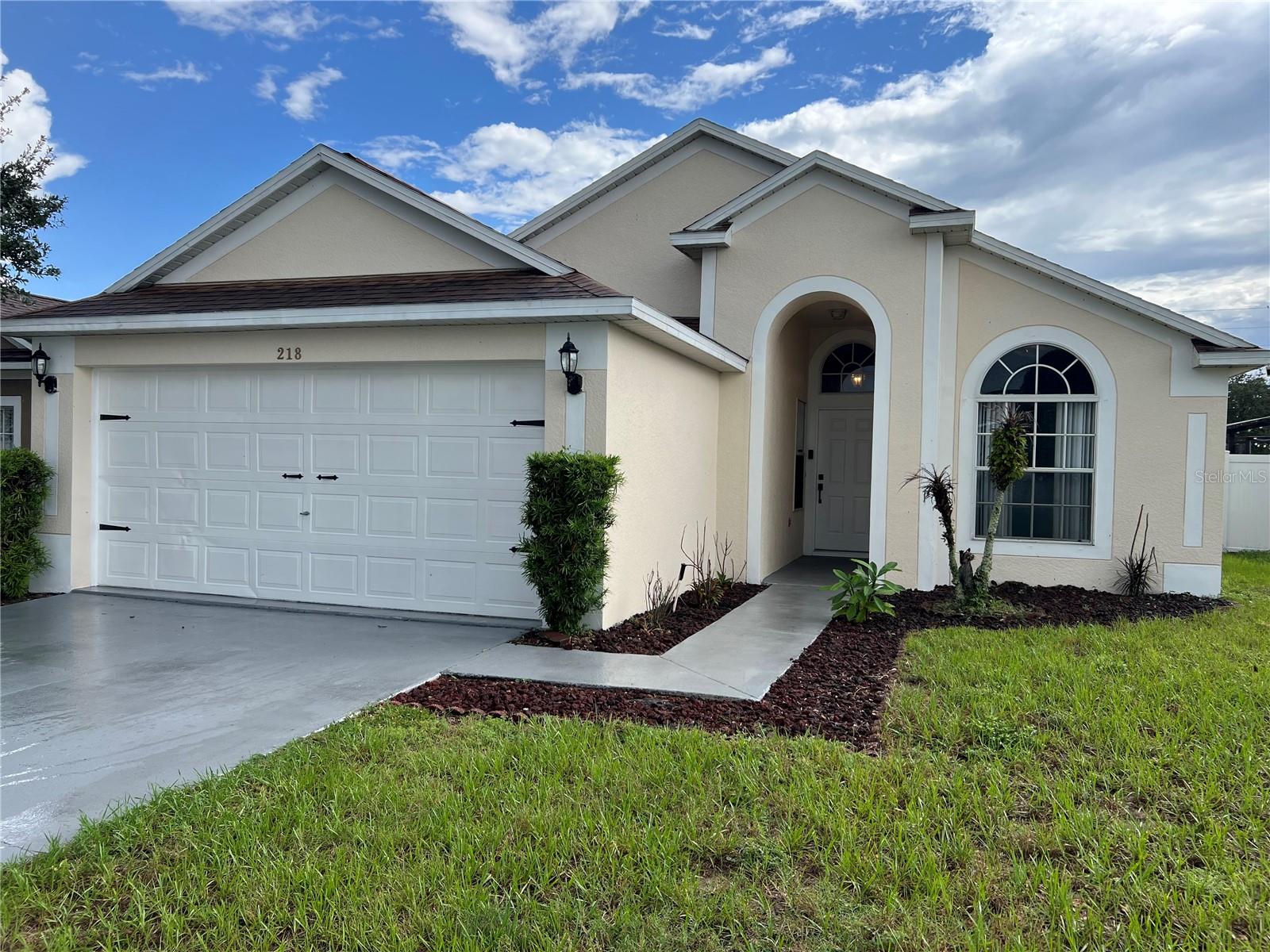 Photo of 218 ROYAL RIDGE DRIVE DAVENPORT FL 33837