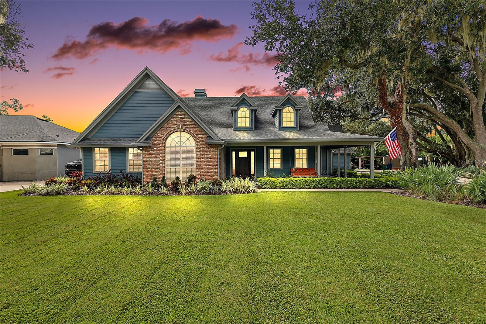 Photo of 267 RESERVE DRIVE TAVARES FL 32778
