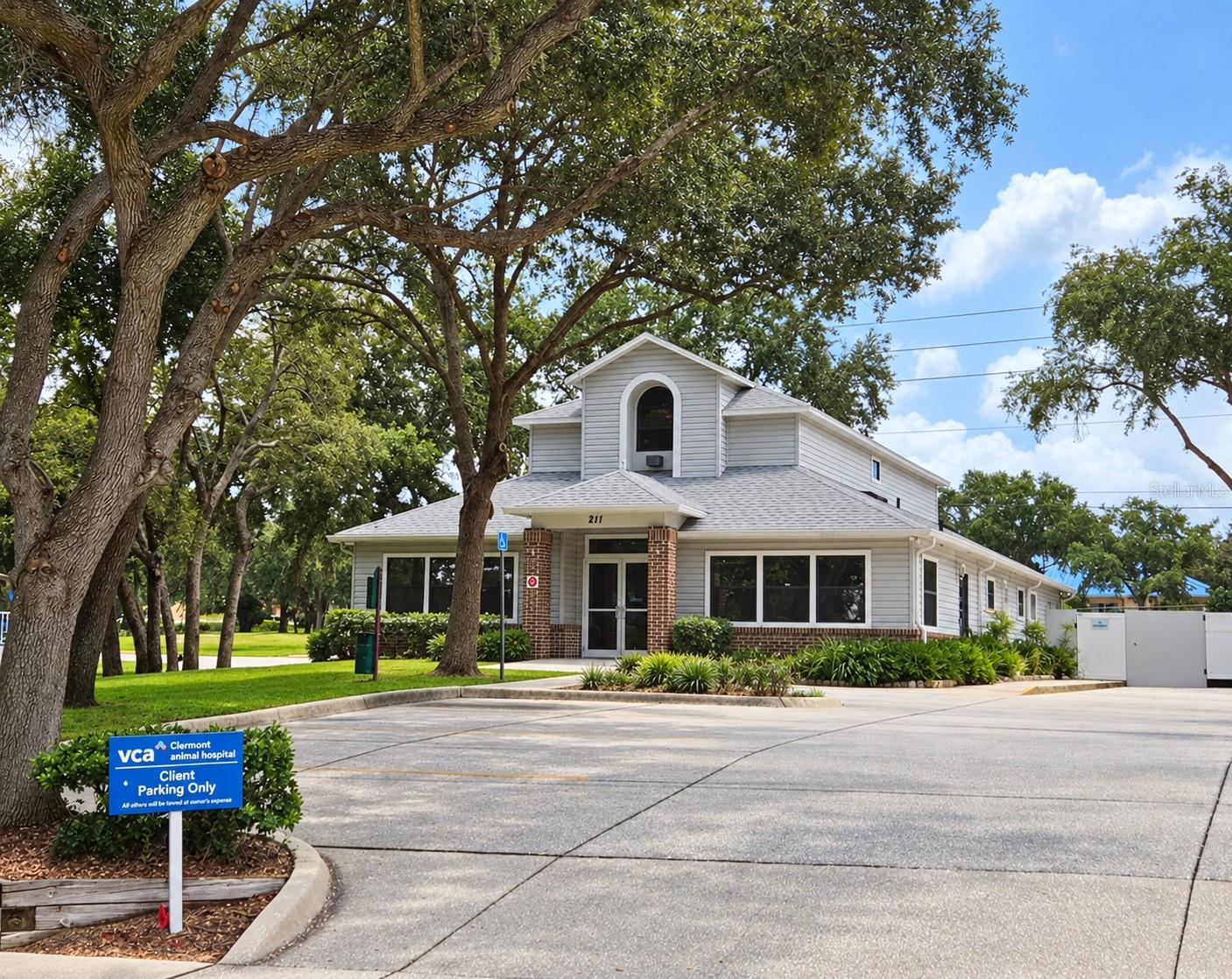 Photo of 211 N US 27 HIGHWAY CLERMONT FL 34711