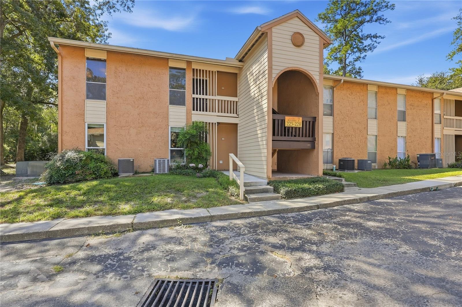Photo of 1810 NW 23RD BOULEVARD #225 GAINESVILLE FL 32605