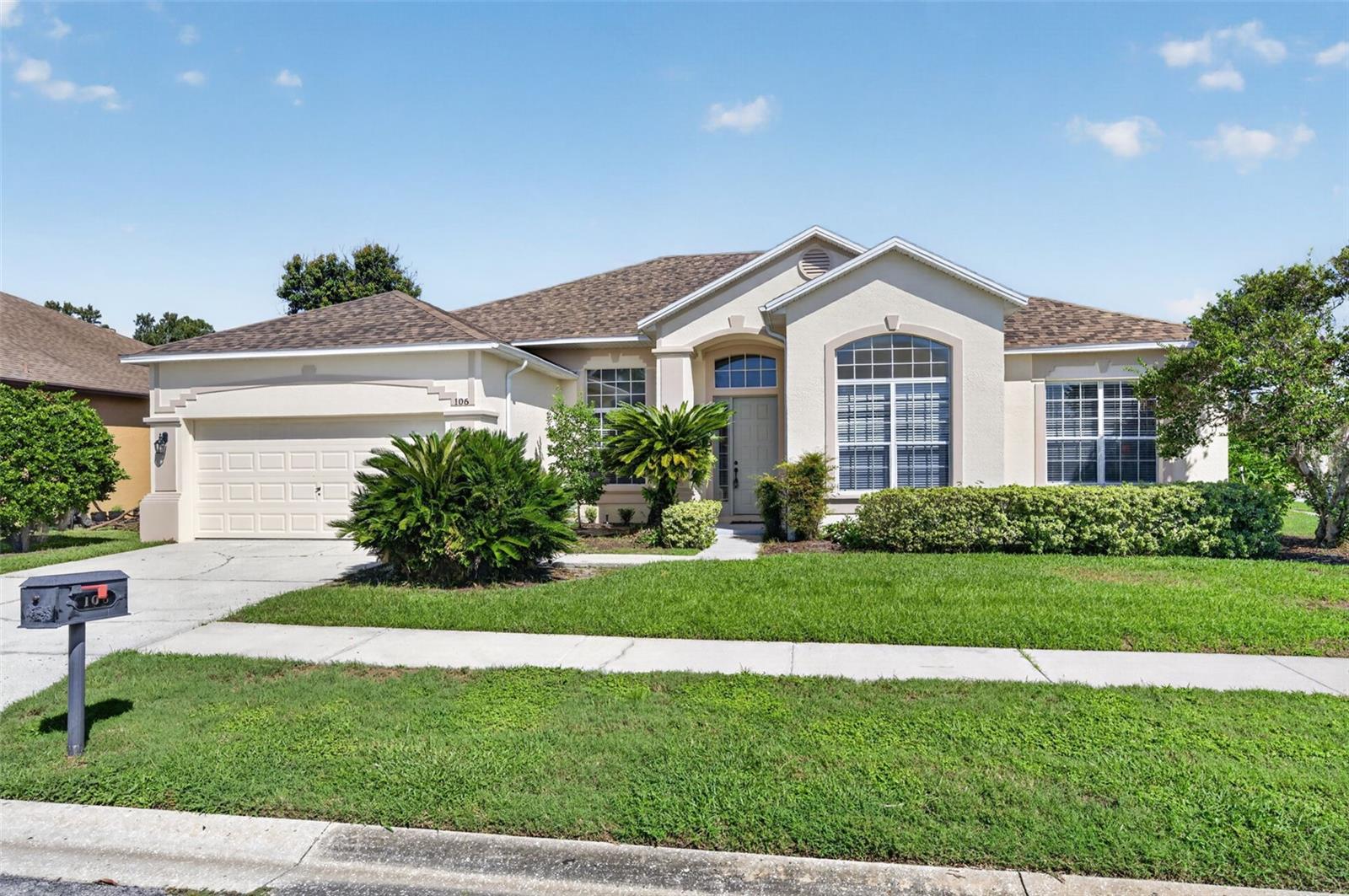 Photo of 106 SOUTHERN PINE WAY DAVENPORT FL 33837