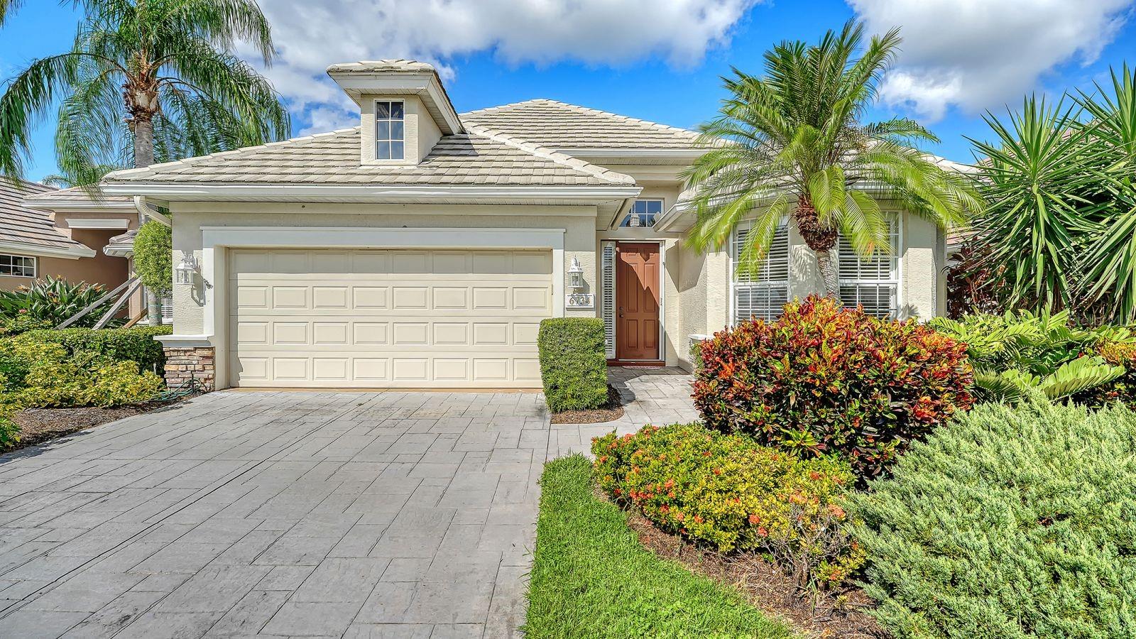 Photo of 6734 PEBBLE BEACH WAY LAKEWOOD RANCH FL 34202