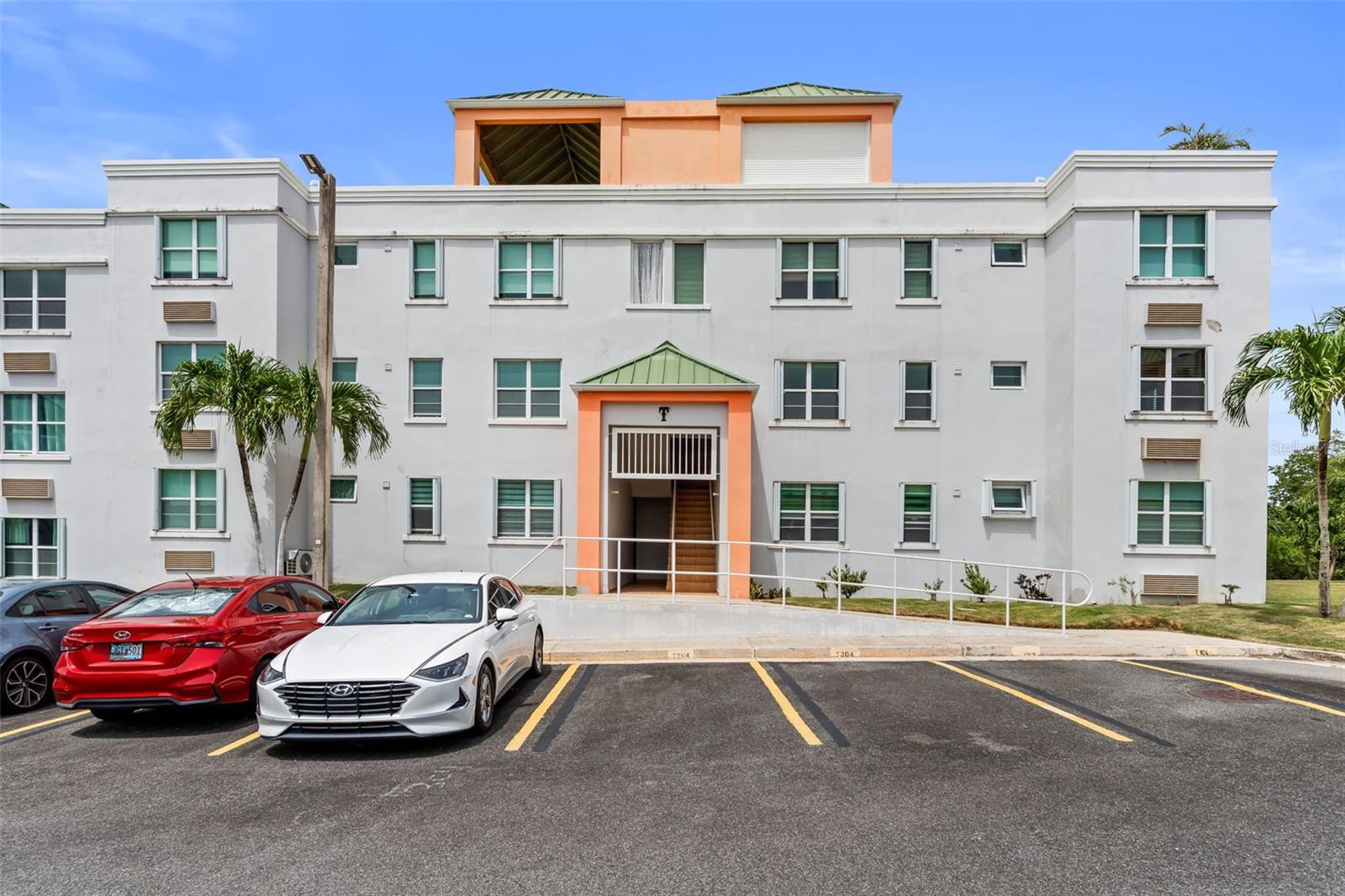 Photo of Cond. La Loma BLVD. LA LOMA #204 FAJARDO PR 00738