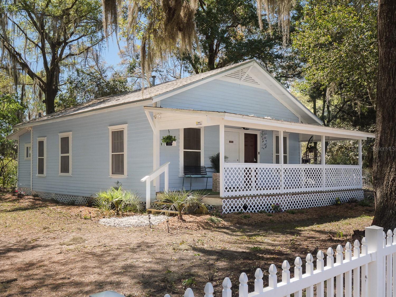 Photo of 1005 NE 3RD AVENUE GAINESVILLE FL 32601