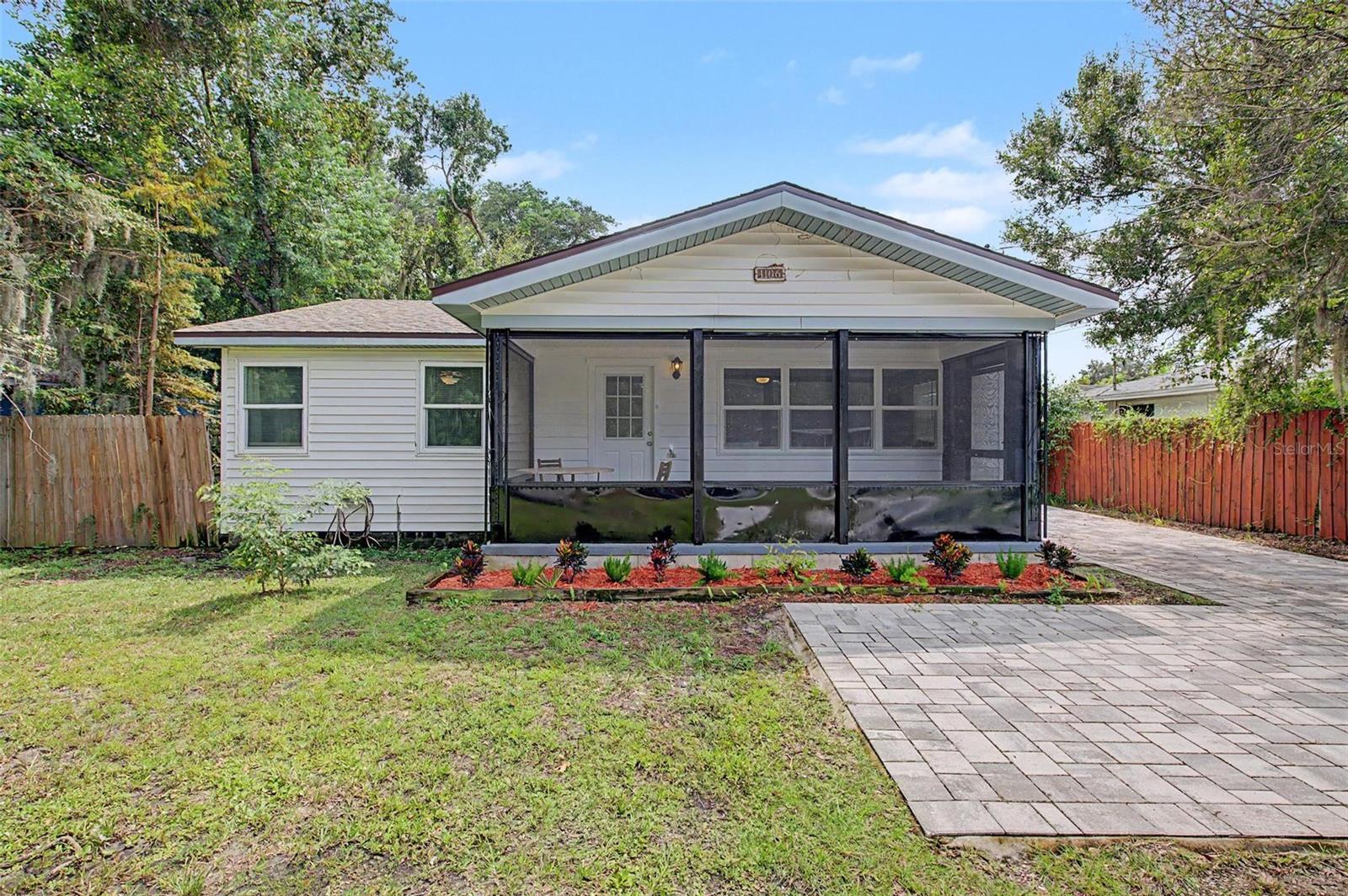Photo of 1106 W HIAWATHA STREET TAMPA FL 33604