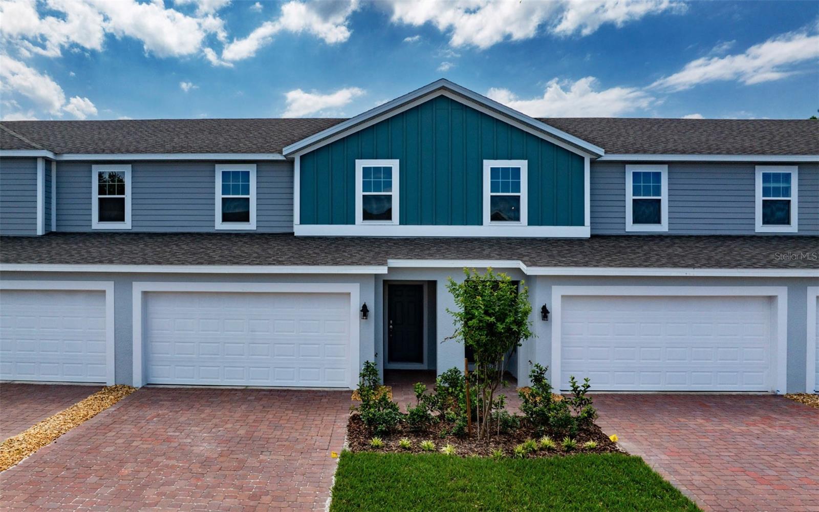 Photo of 185 GLASS ONION DRIVE HOWEY IN THE HILLS FL 34737