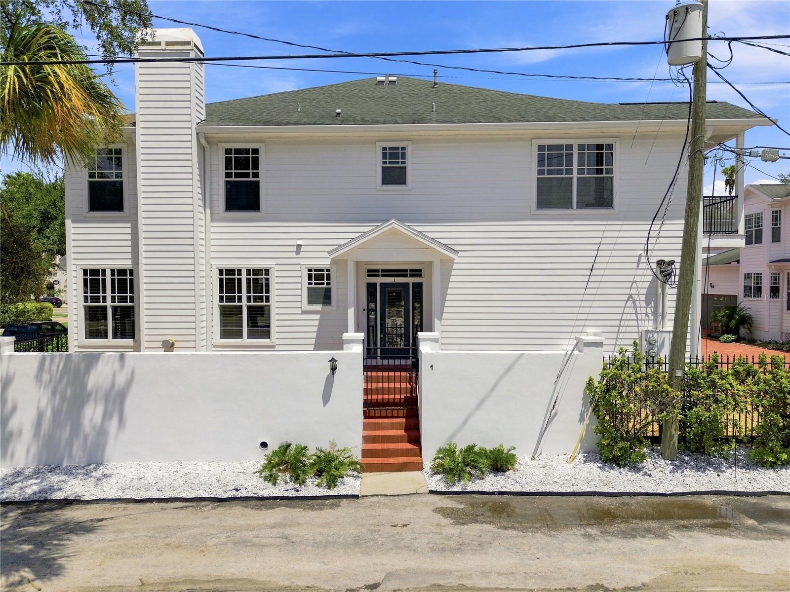 Photo of 113 BOSPHOROUS AVENUE #1 TAMPA FL 33606