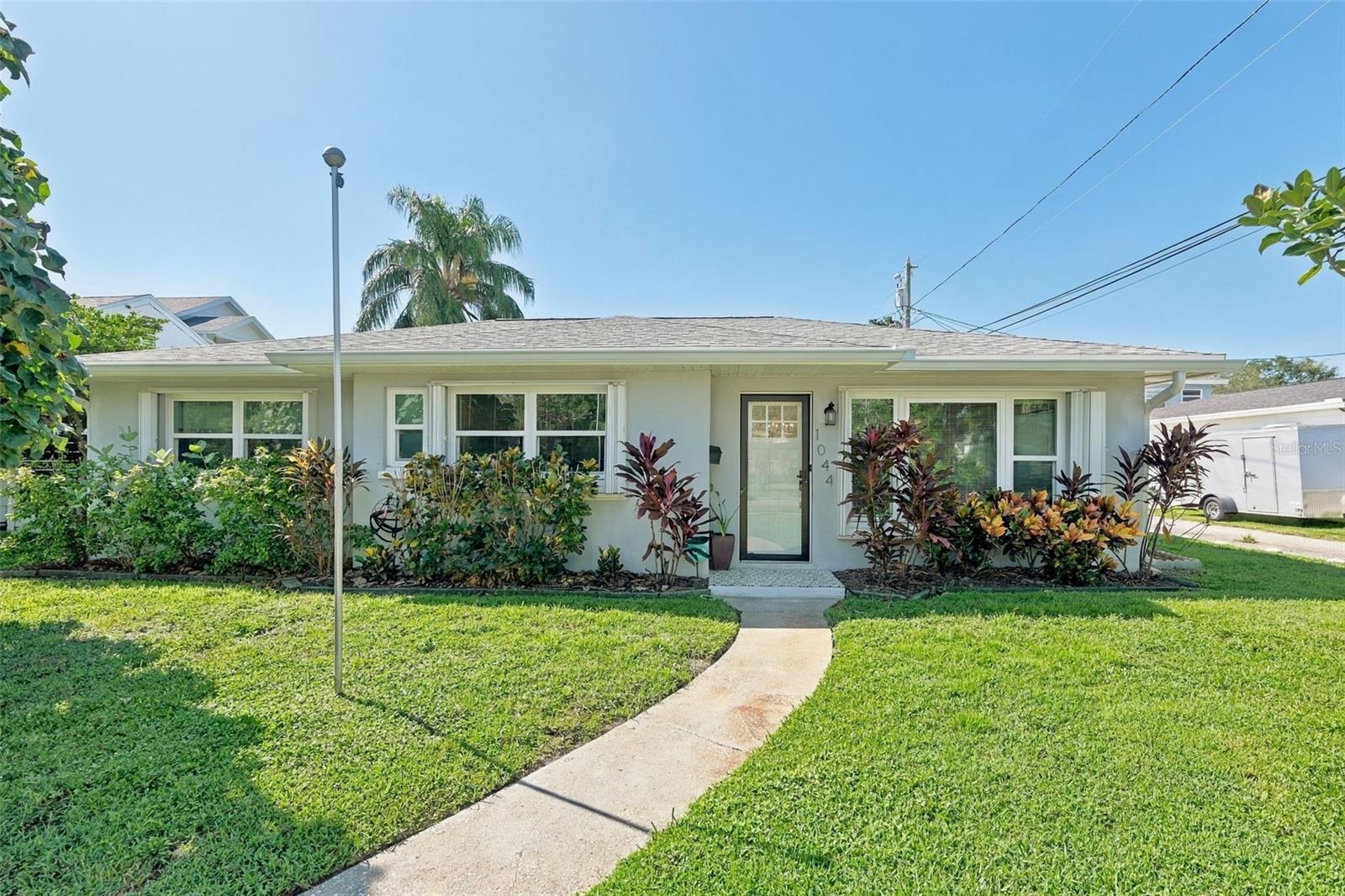 Photo of 1044 32ND AVENUE ST PETERSBURG FL 33704