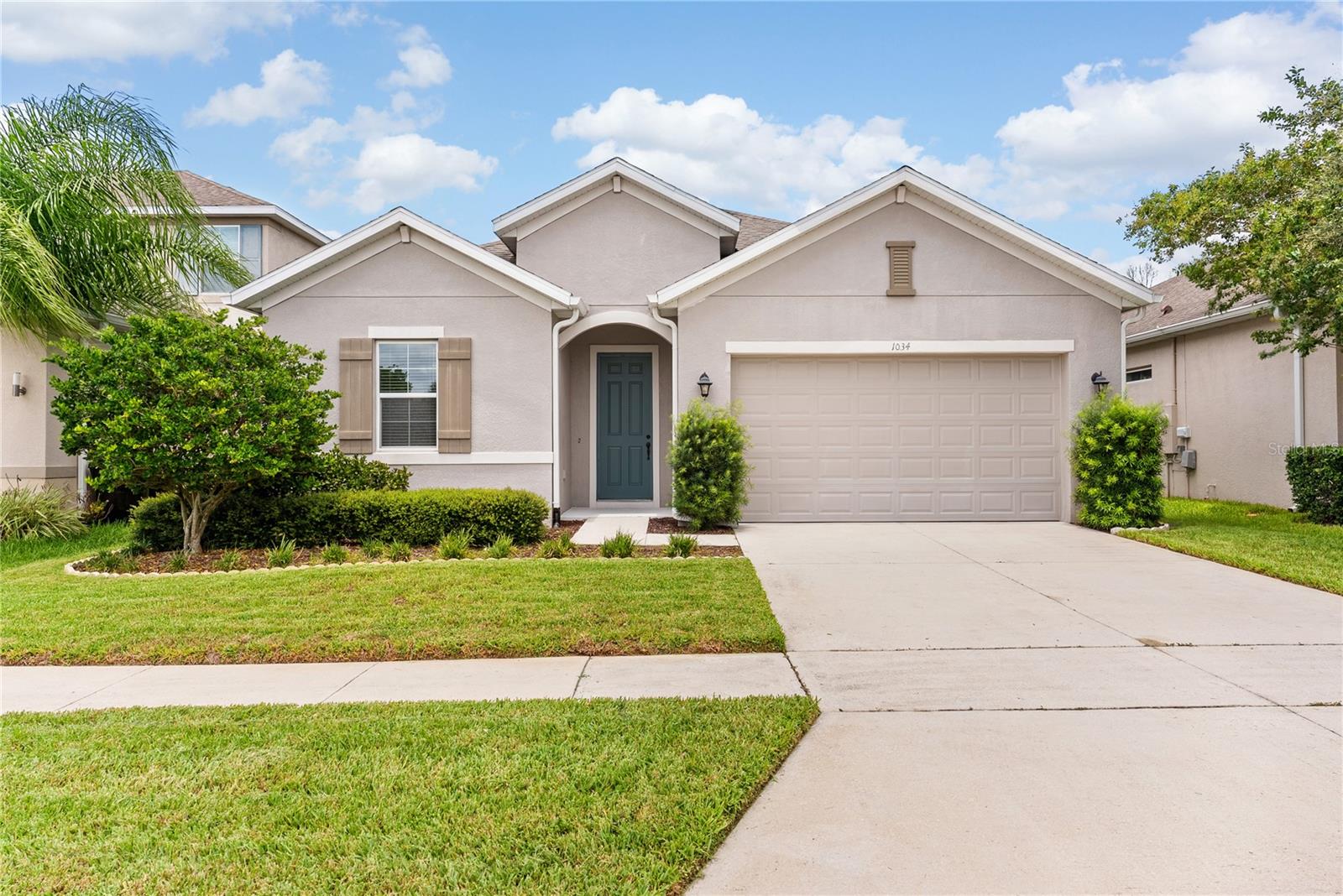 Photo of 1034 GRAND HILLTOP DRIVE APOPKA FL 32703