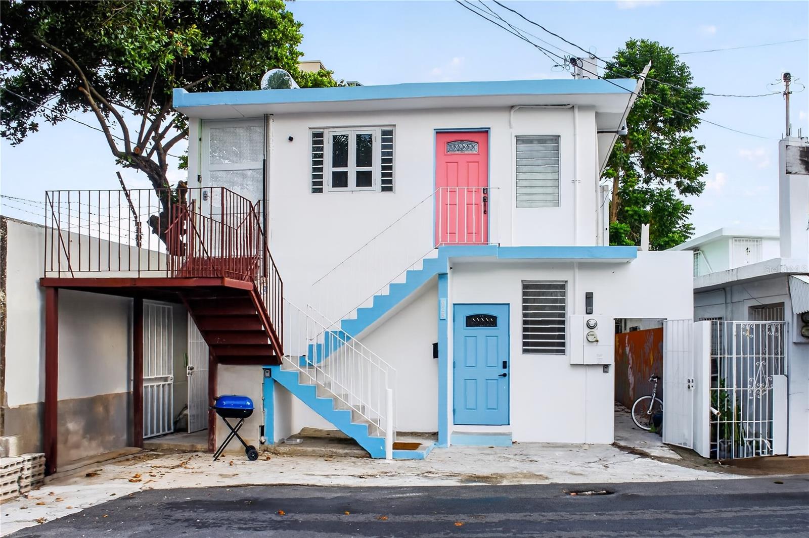 Photo of Calle Sola TRASTALLERES SANTURCE #925 SAN JUAN PR 00907