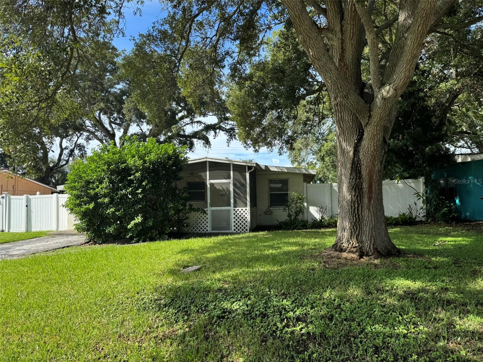 Photo of 3033 KAREN AVENUE LARGO FL 33774