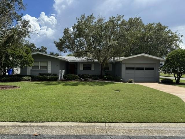 Photo of 550 W PALMEDEN DRIVE LAKELAND FL 33803