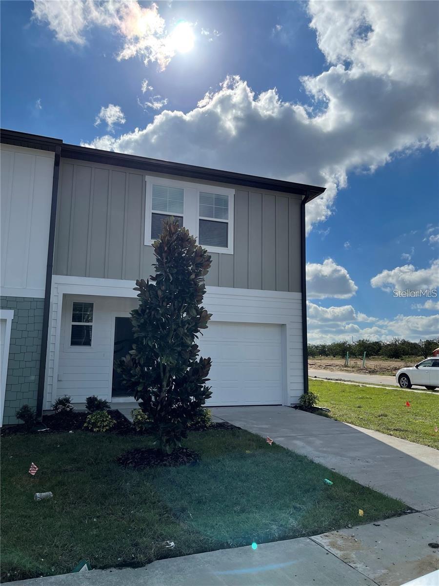 Photo of 476 MADISON DRIVE DAVENPORT FL 33837