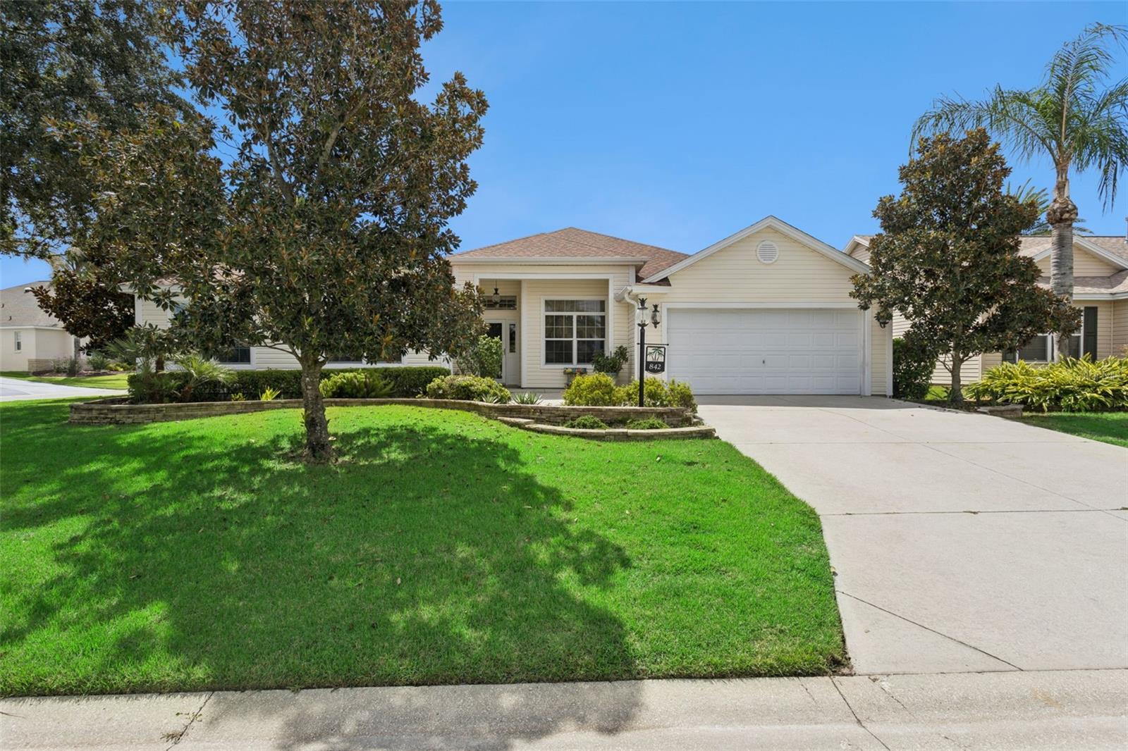 Photo of 842 LUCKY LANE THE VILLAGES FL 32162
