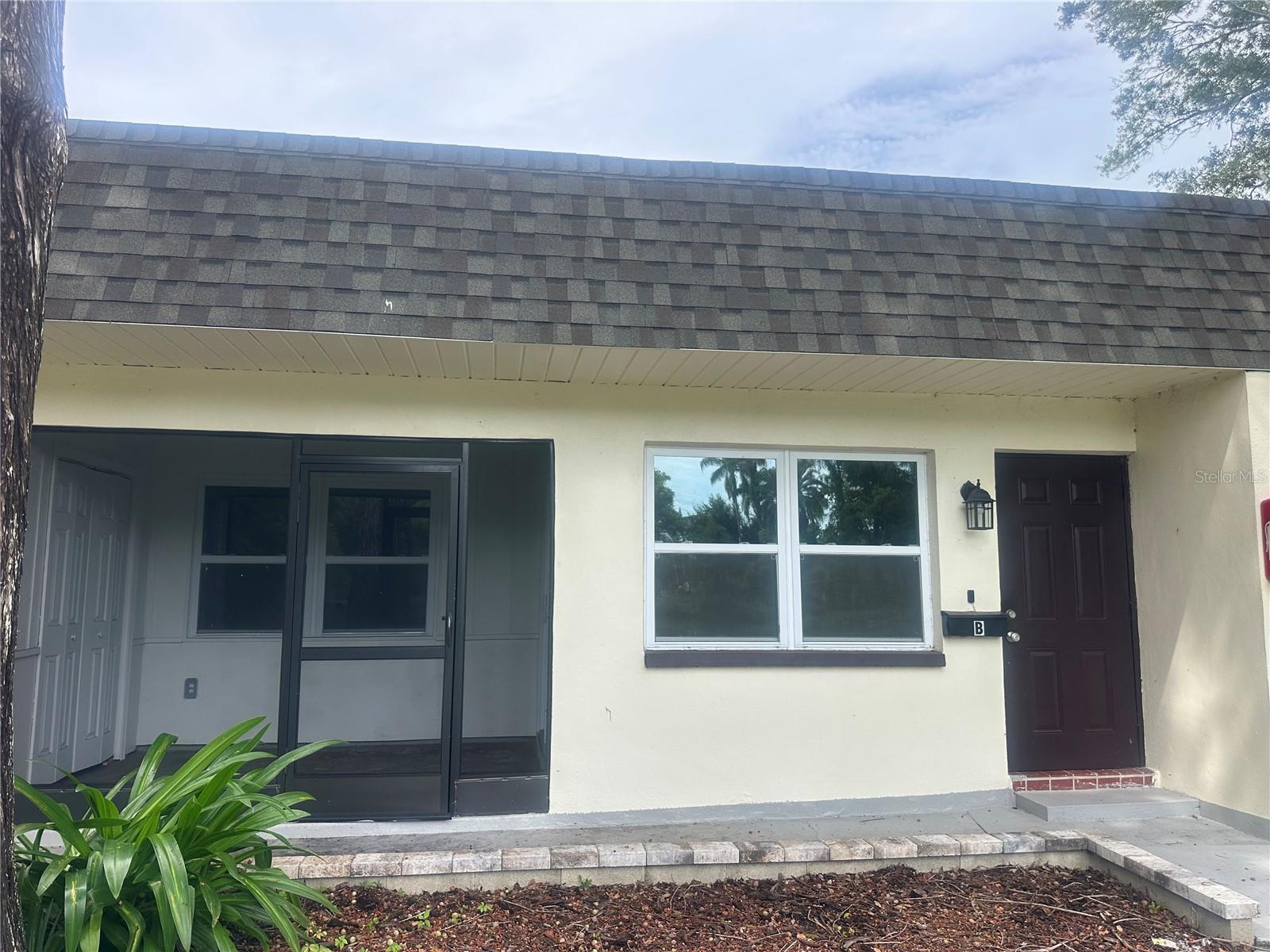 Photo of 558 CLEARWATER LARGO ROAD #b LARGO FL 33770