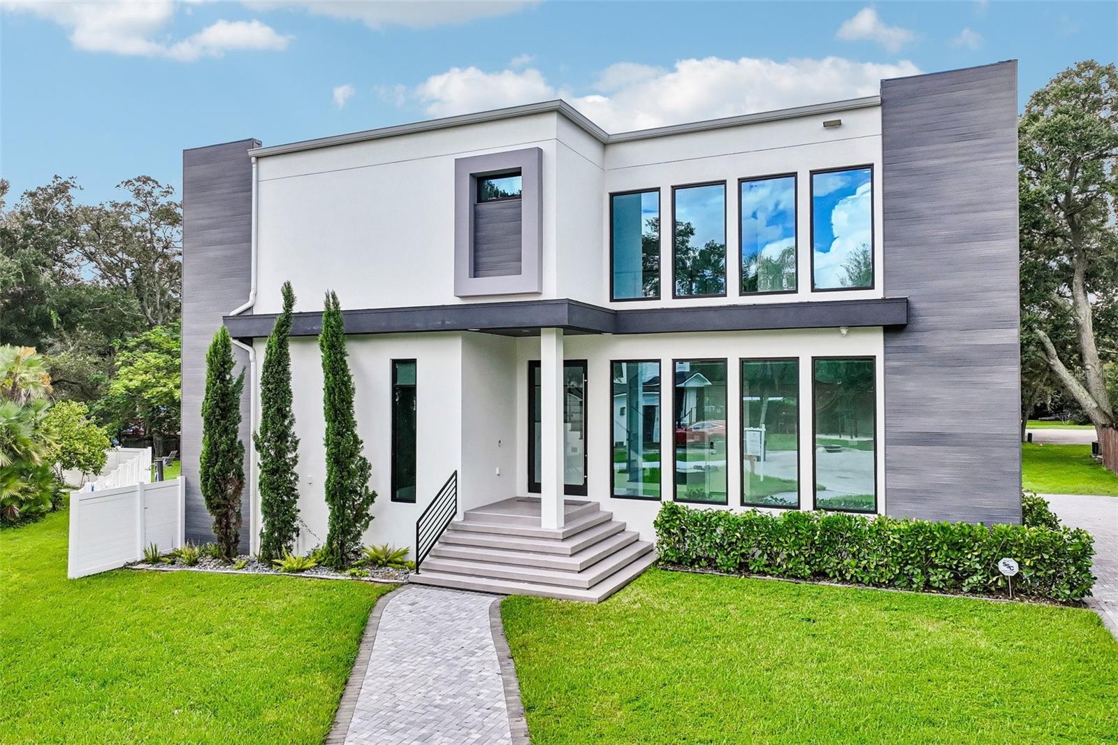 Photo of 8103 N RIVER SHORE DRIVE TAMPA FL 33604