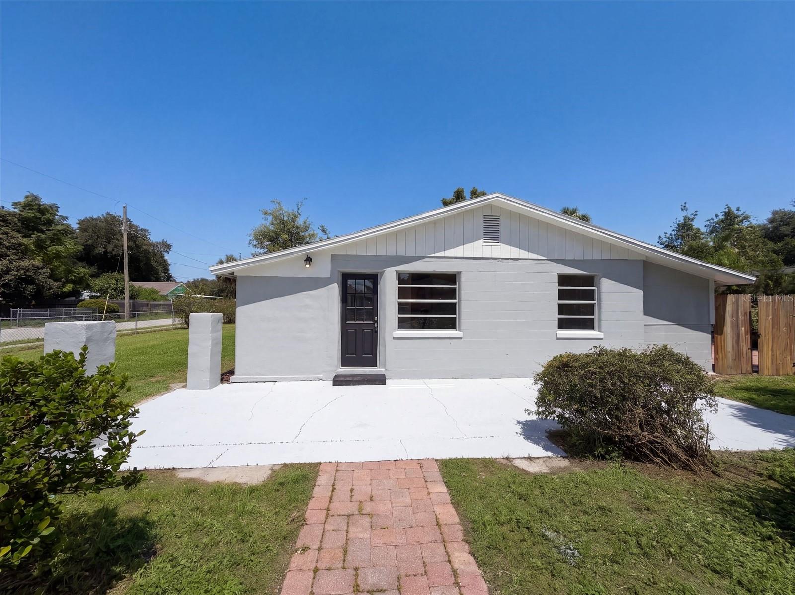 Photo of 2406 E CURTIS STREET TAMPA FL 33610