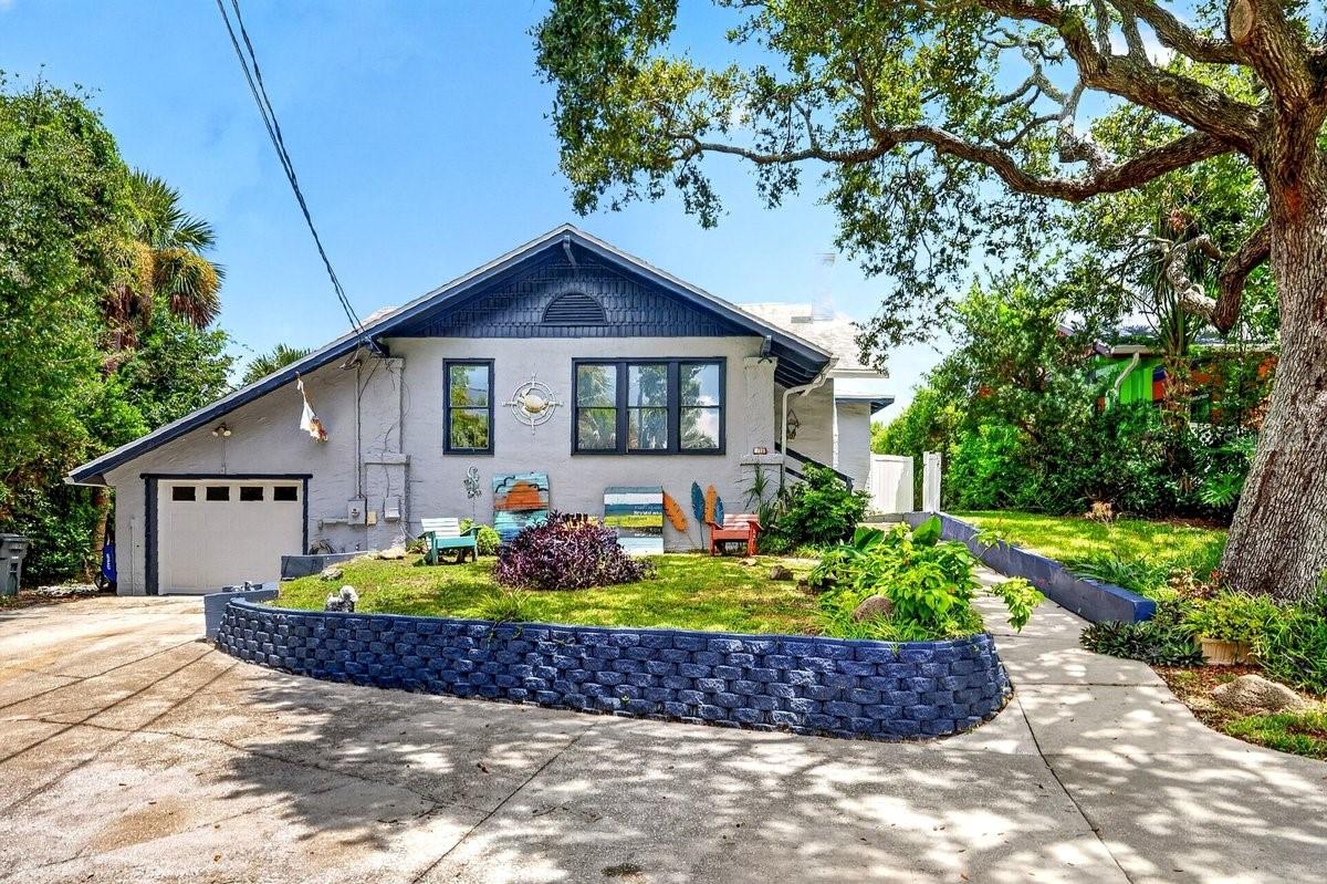 Photo of 928 N OLEANDER AVENUE DAYTONA BEACH FL 32118