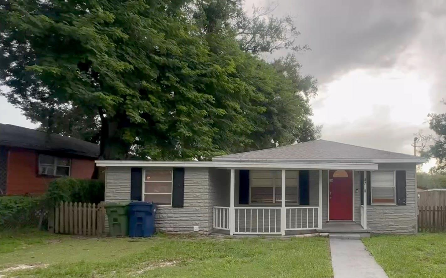 Photo of 8718 N MANDARINE PLACE TAMPA FL 33617