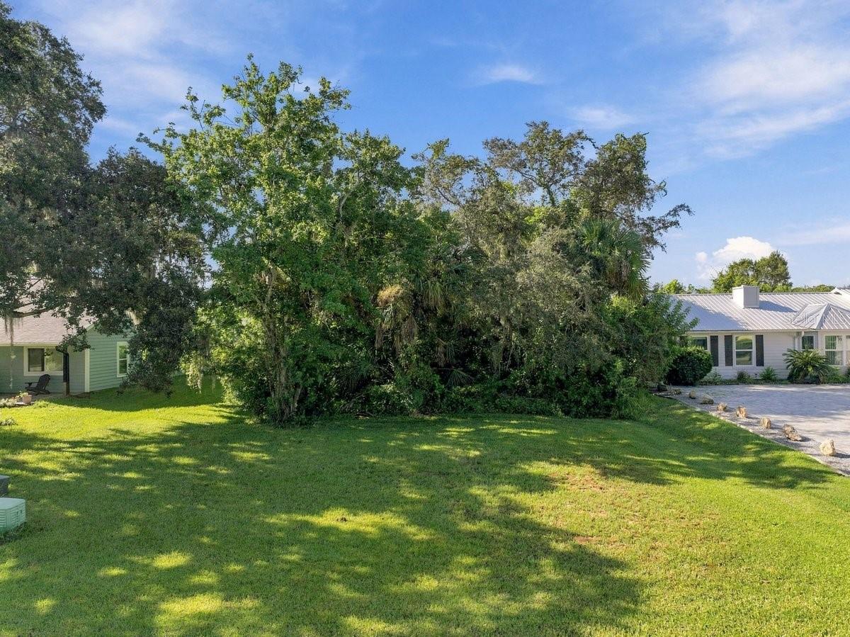 Photo of 1236 WAYNE AVENUE NEW SMYRNA BEACH FL 32168