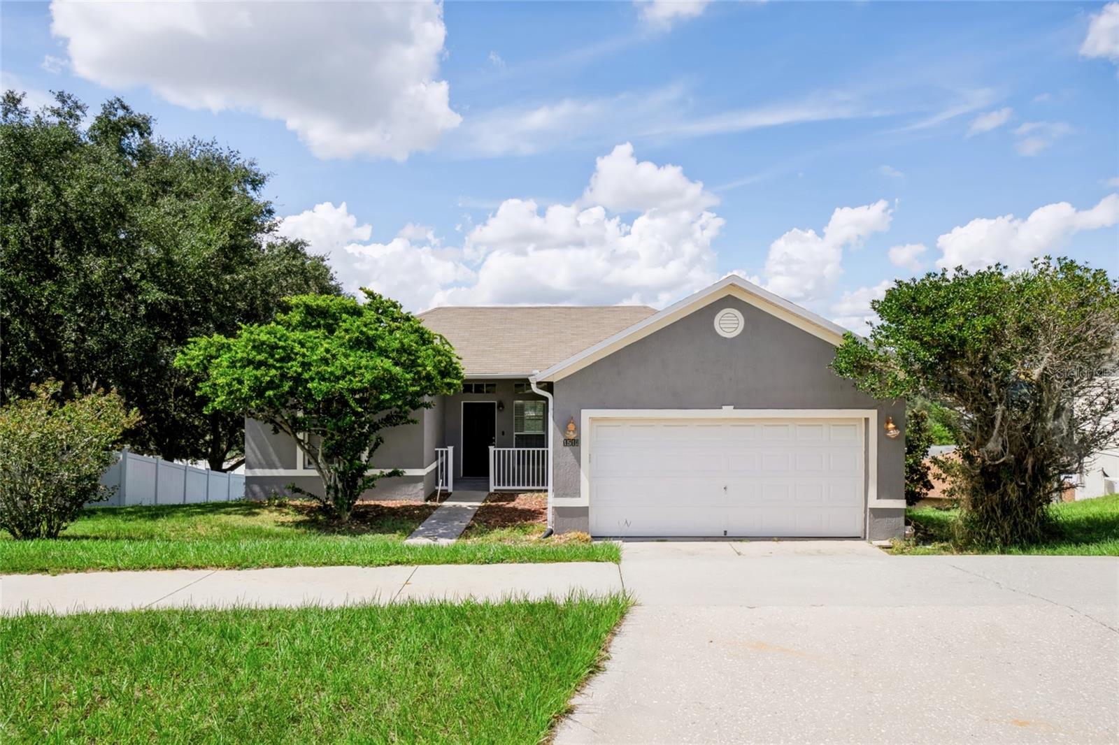 Photo of 1512 PRESIDIO DRIVE CLERMONT FL 34711