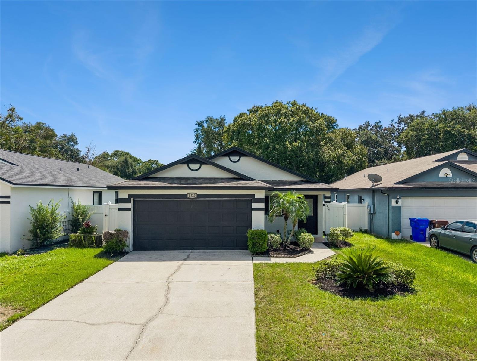Photo of 1320 OAK GROVE COURT KISSIMMEE FL 34744