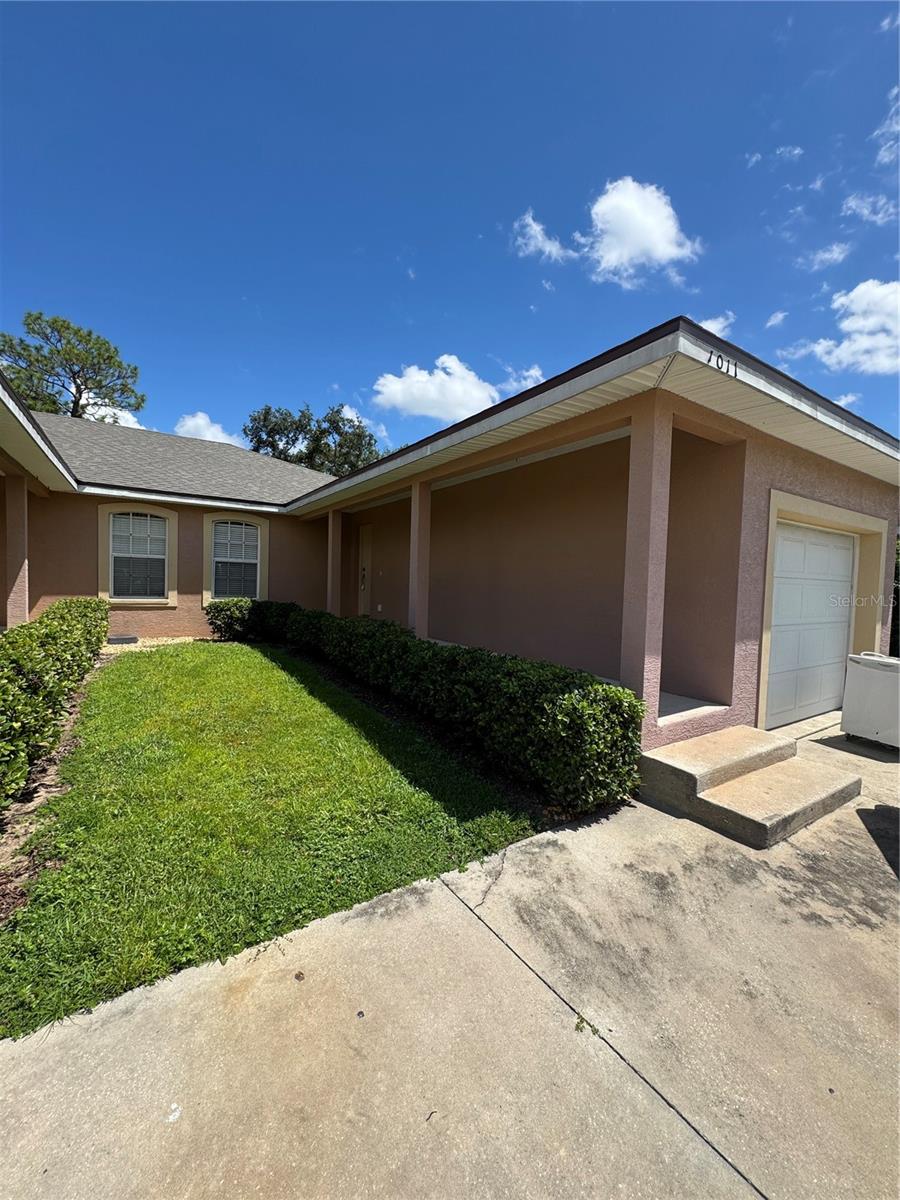 Photo of 1011 FOX LAKE DRIVE LAKELAND FL 33809