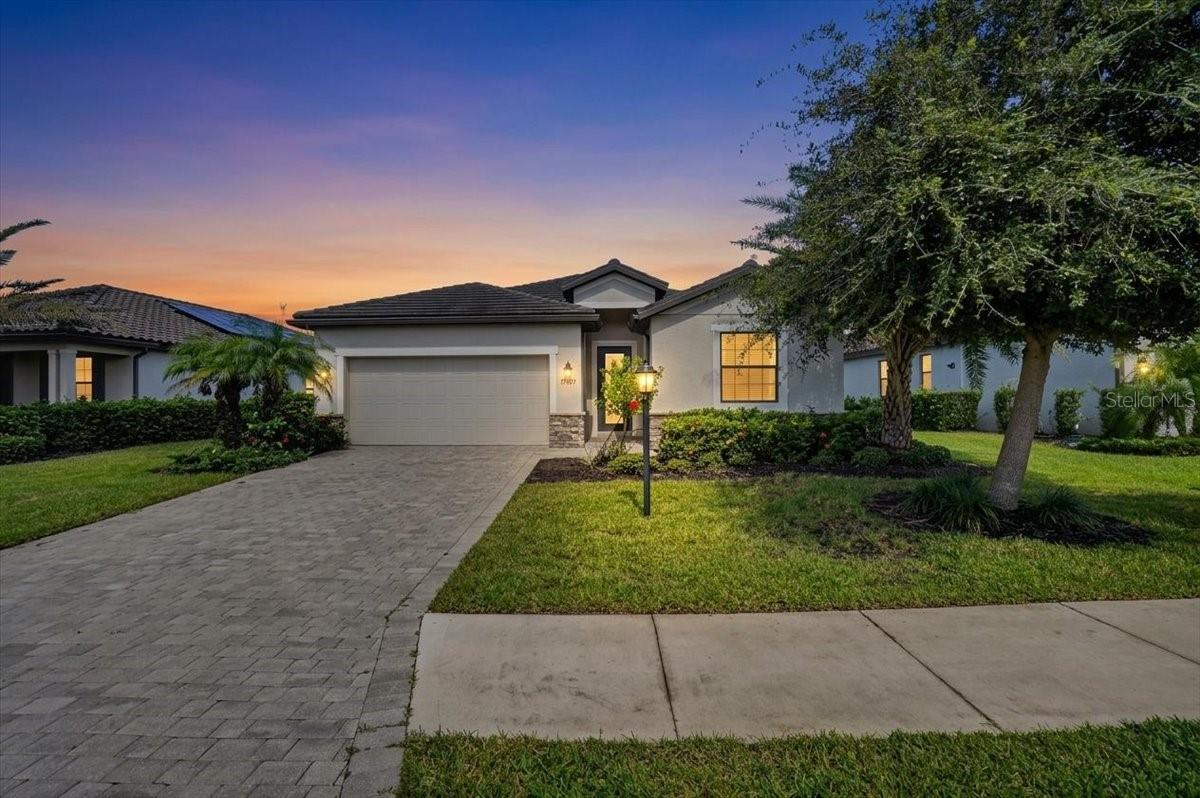 Photo of 17307 BLUE RIDGE PLACE BRADENTON FL 34211