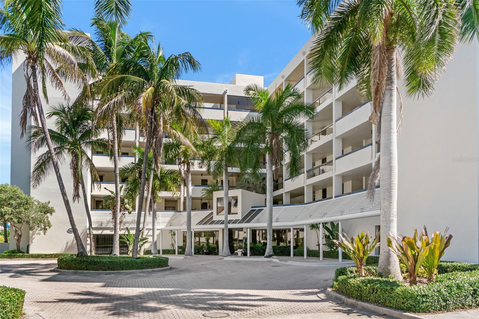 Photo of 1932 HARBOURSIDE DRIVE #214 LONGBOAT KEY FL 34228