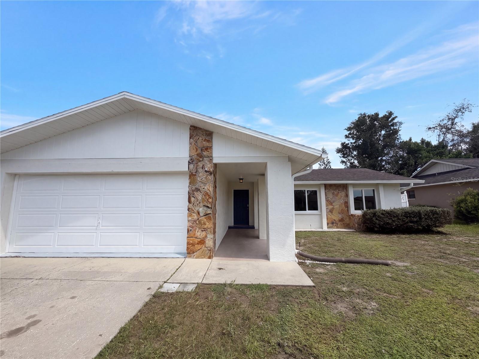 Photo of 11312 POSSUM TRAIL PORT RICHEY FL 34668