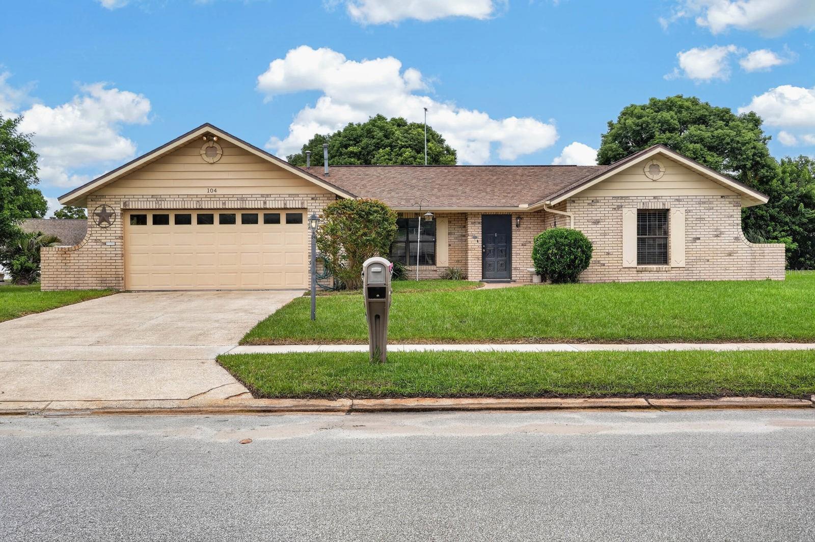 Photo of 104 COLLEEN DRIVE DAYTONA BEACH FL 32119