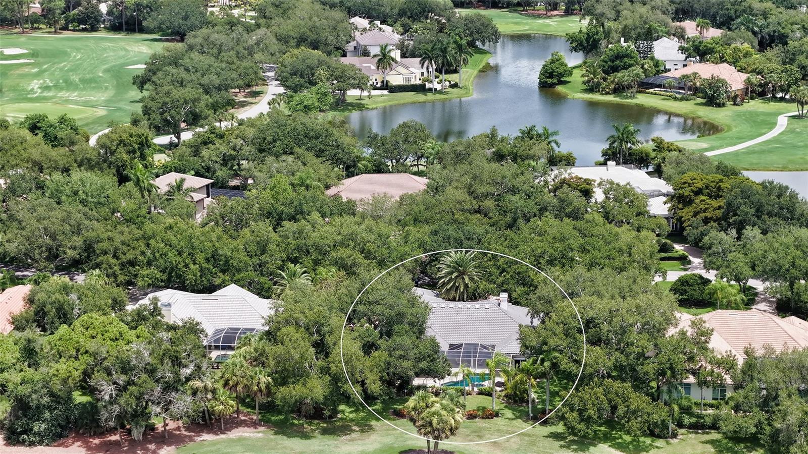 Photo of 402 MACEWEN DRIVE OSPREY FL 34229