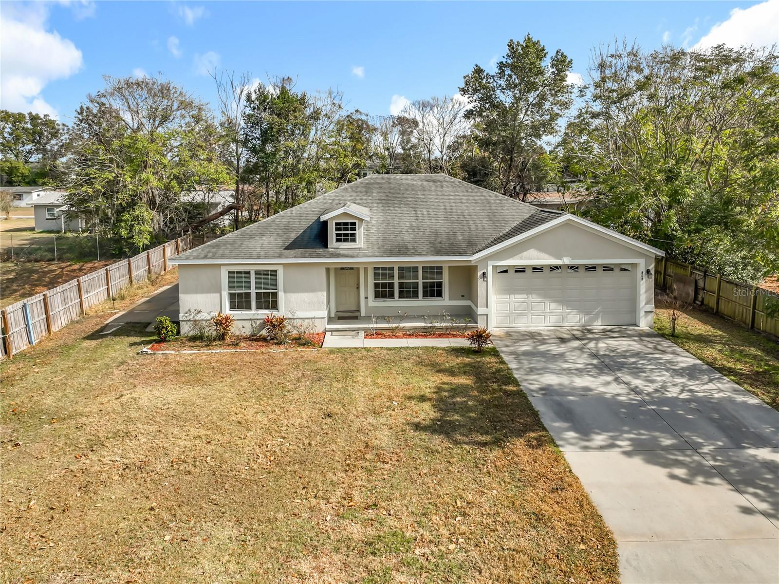 Photo of 608 MASTERS AVENUE WILDWOOD FL 34785