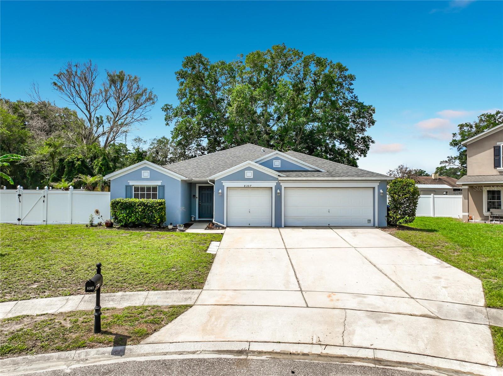 Photo of 8307 LAINIE LANE ORLANDO FL 32818