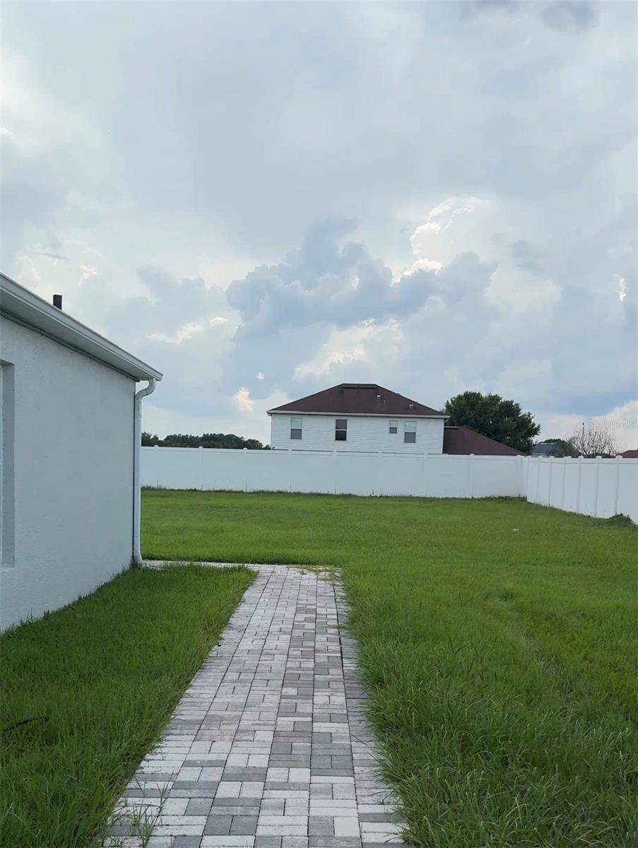 Photo of 2410 HATTON CHASE LANE KISSIMMEE FL 34746