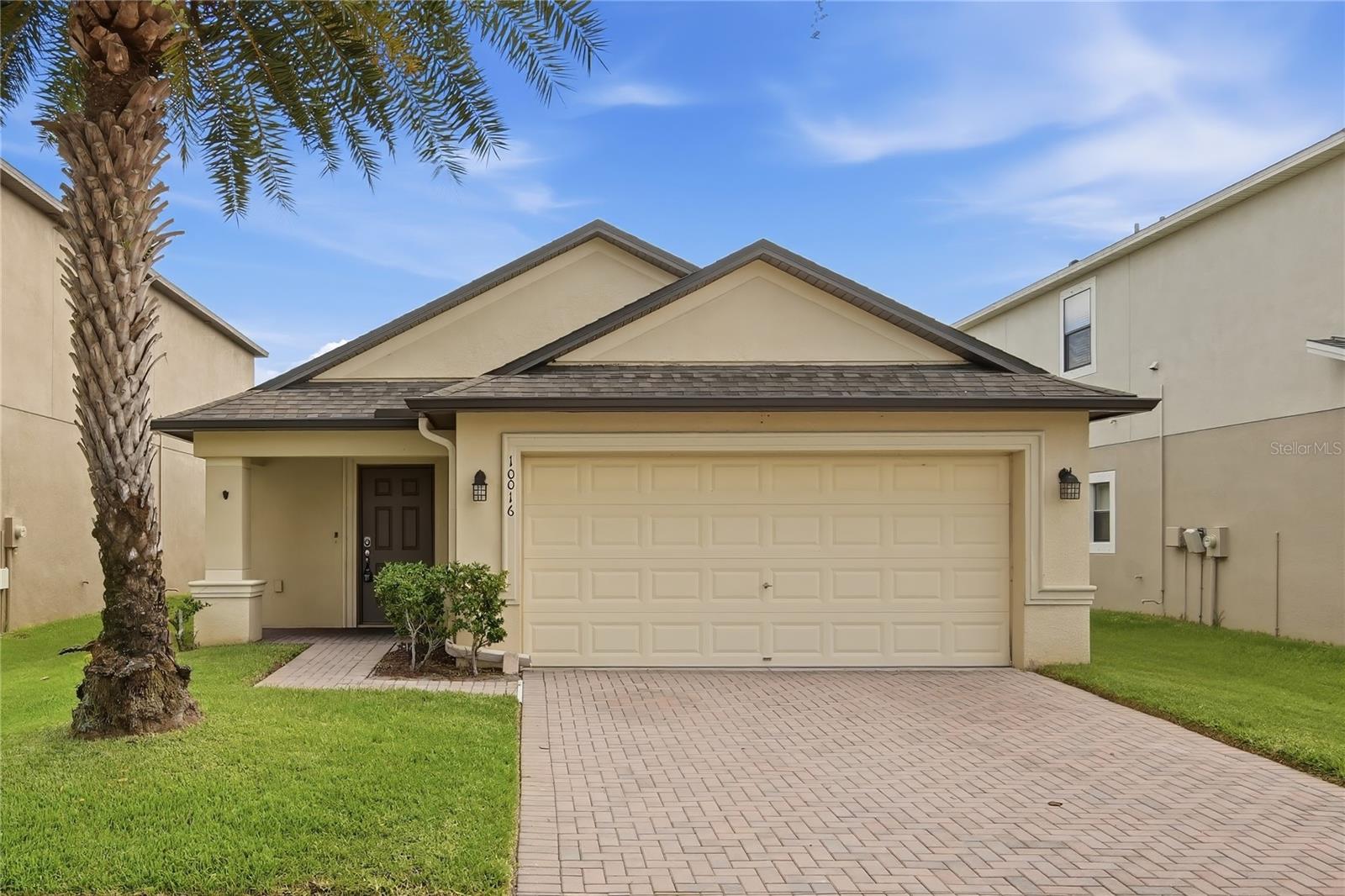 Photo of 10016 NEWMINSTER LOOP RUSKIN FL 33573