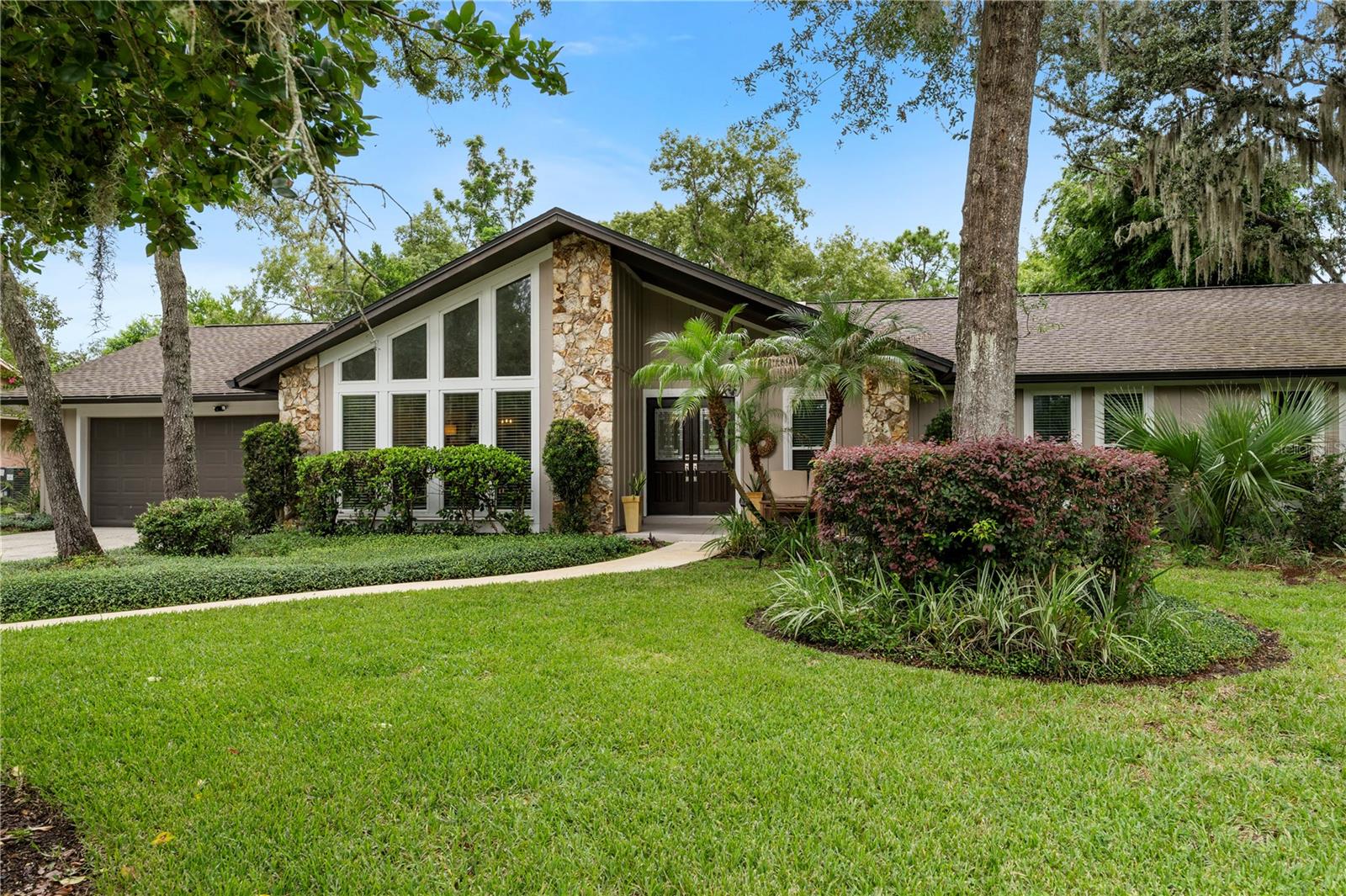 Photo of 102 SWEETWATER HILLS DRIVE LONGWOOD FL 32779