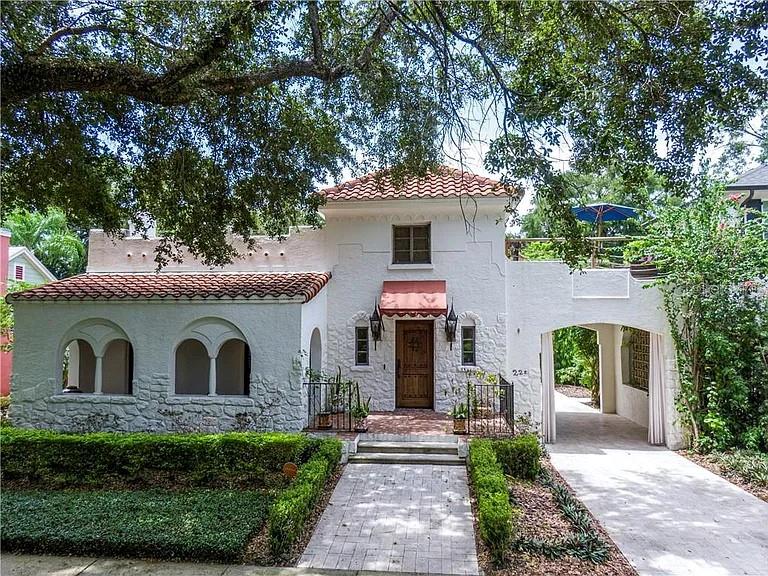 Photo of 222 THORNTON LANE ORLANDO FL 32801