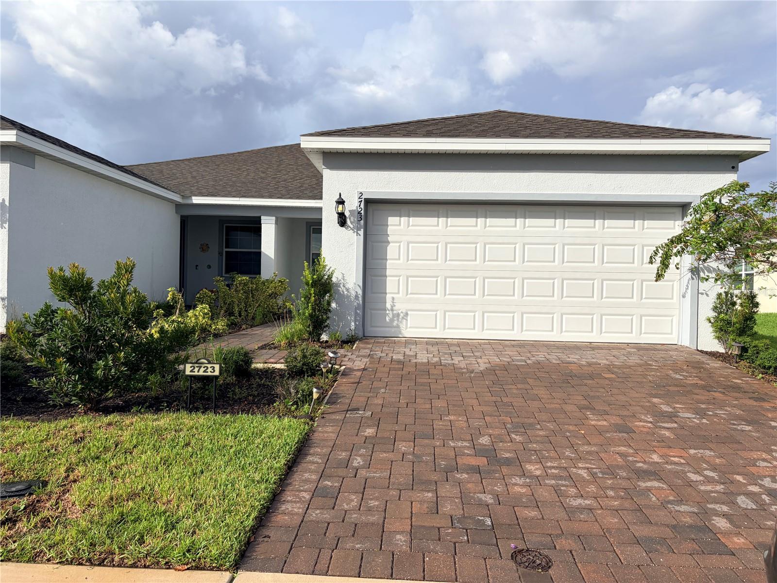 Photo of 2723 SUMMER RETREAT LANE KISSIMMEE FL 34744