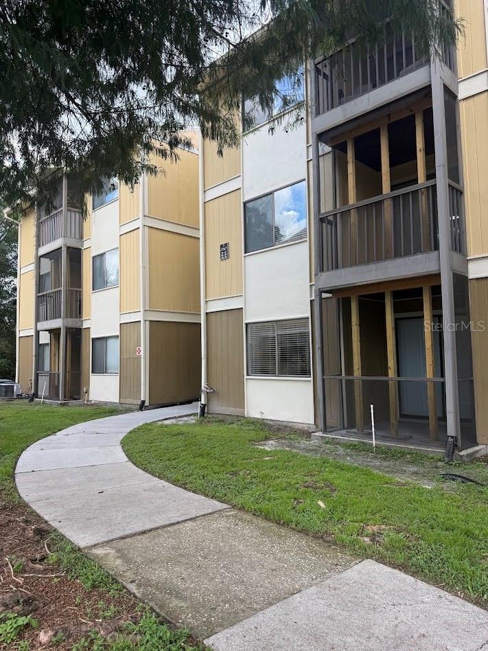 Photo of 13367 ARBOR POINTE CIRCLE #201 TAMPA FL 33617