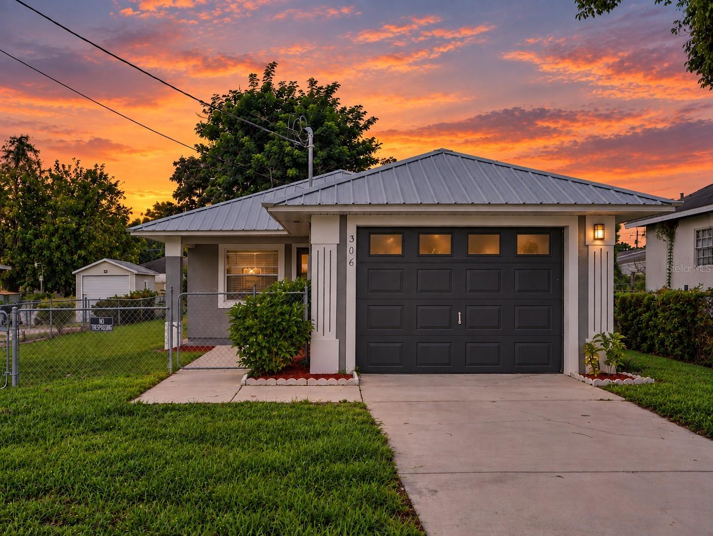 Photo of 306 WALNUT ST AUBURNDALE FL 33823