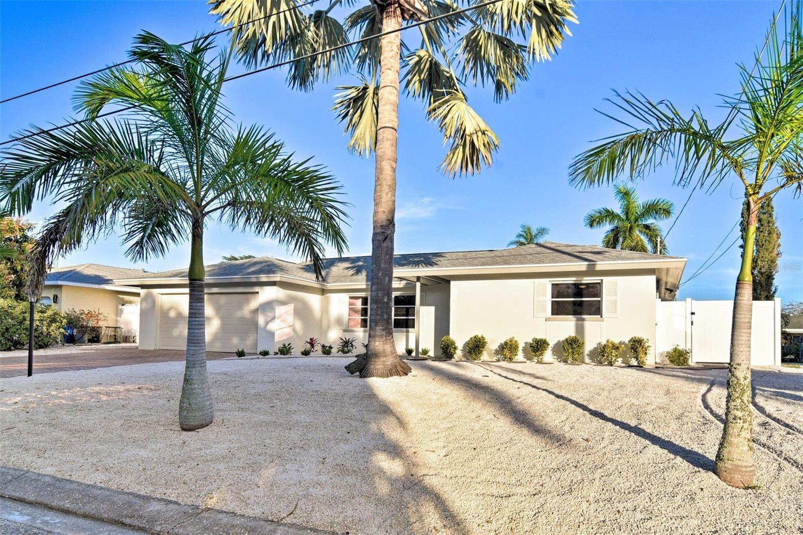 Photo of 4107 COCONUT TERRACE BRADENTON FL 34210