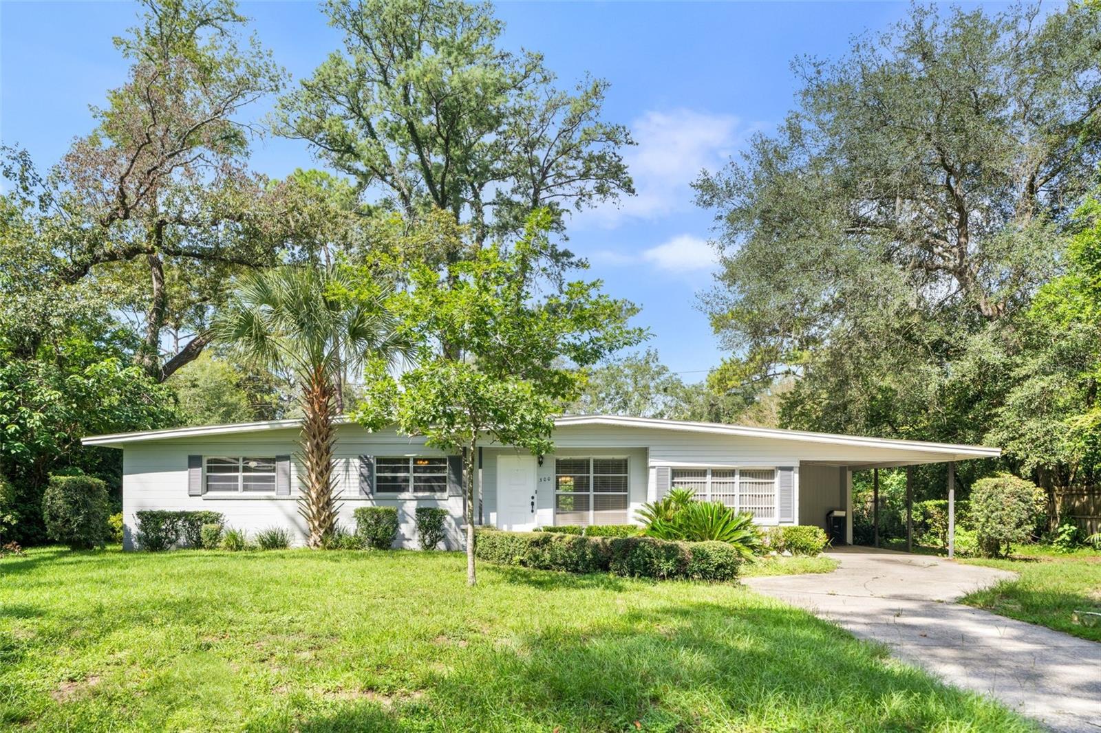 Photo of 300 NW 34TH DRIVE GAINESVILLE FL 32607