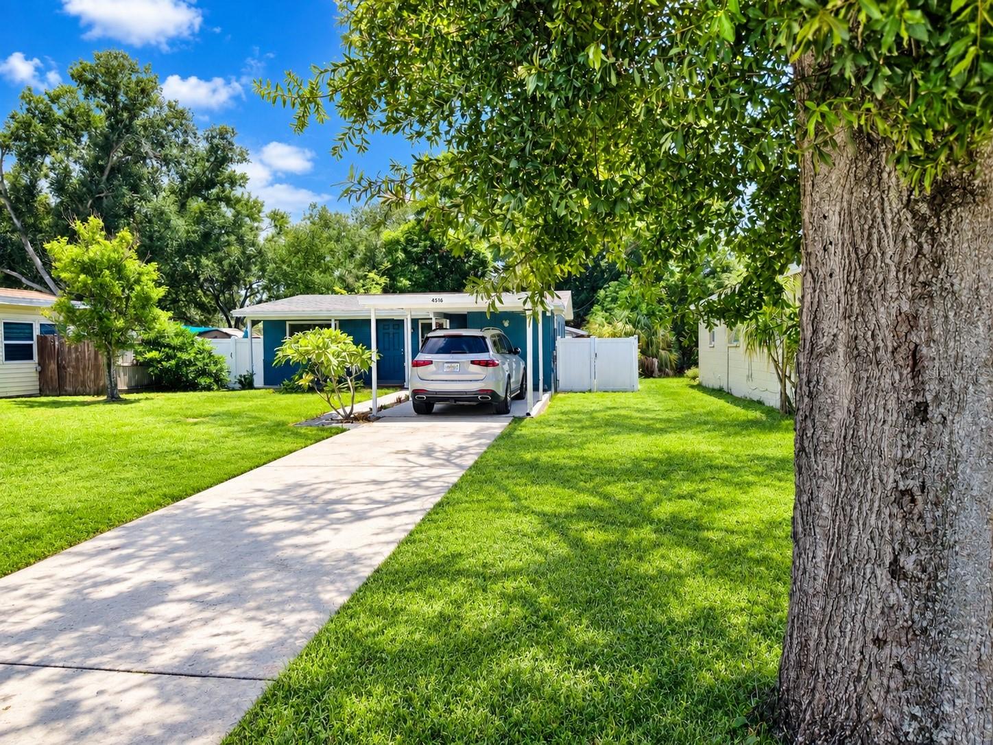 Photo of 4516 W PAXTON AVENUE TAMPA FL 33611